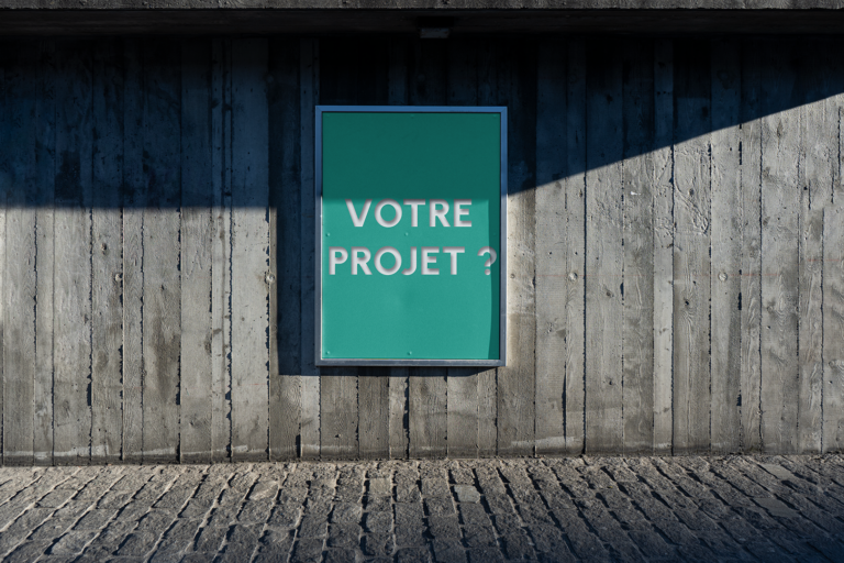Mockup d'une affiche avec écrit "Votre projet ?"